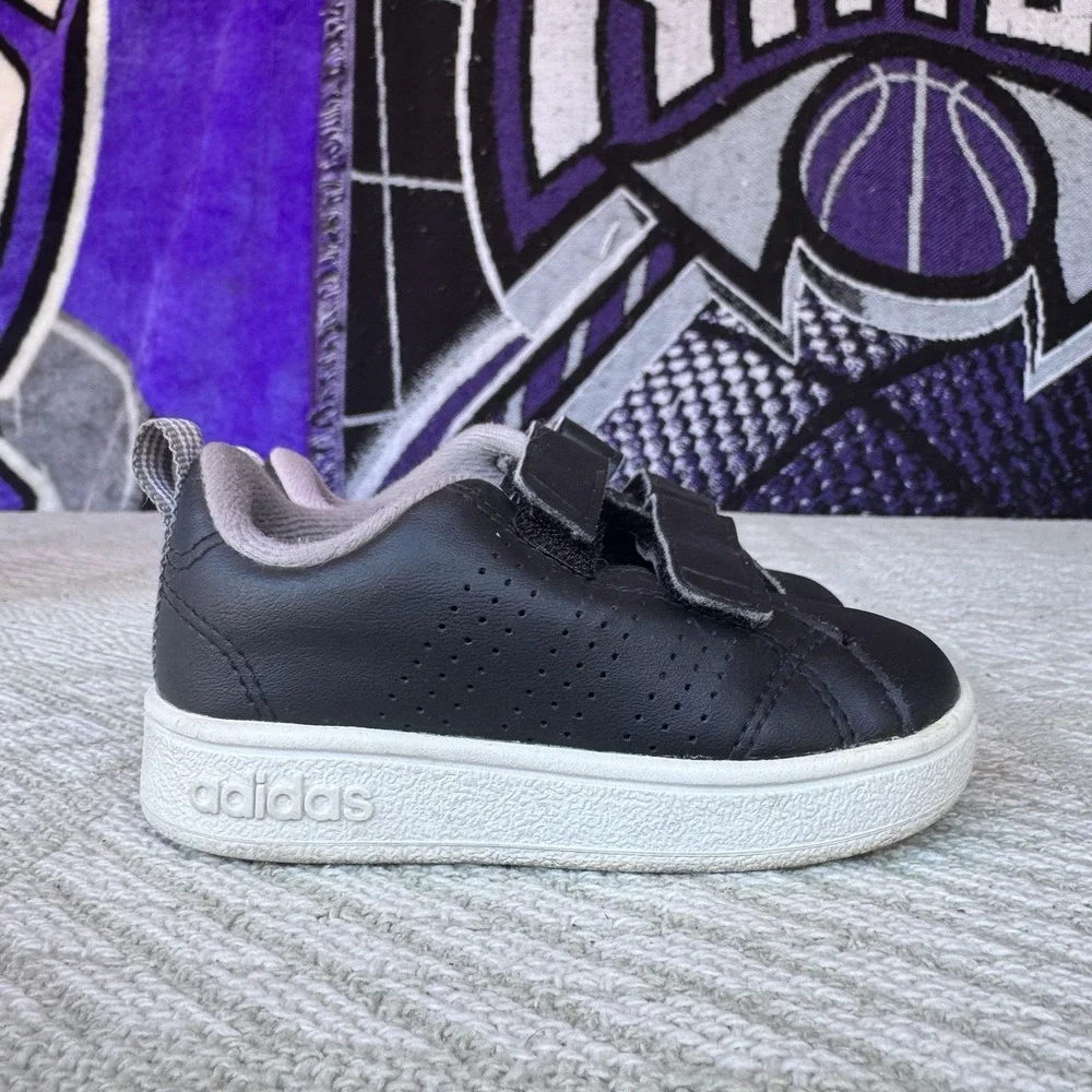 Size 5k - Adidas Black‎ Leather Sneakers Shoes Childrens Kids